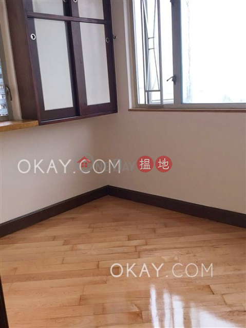 Cozy 3 bedroom with sea views | Rental, Nan Hai Mansion 南海大廈 | Western District (OKAY-R247366)_0