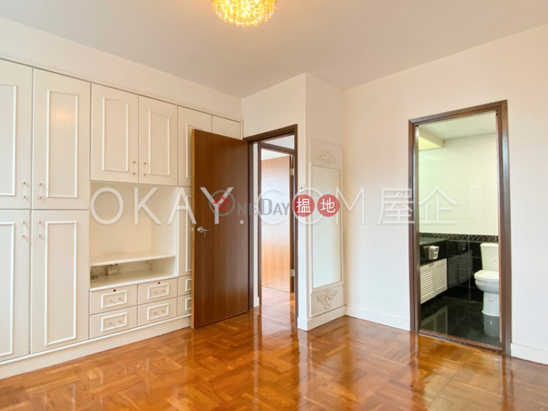HK$ 22M, The Grand Panorama, Western District | Tasteful 3 bedroom in Mid-levels West | For Sale