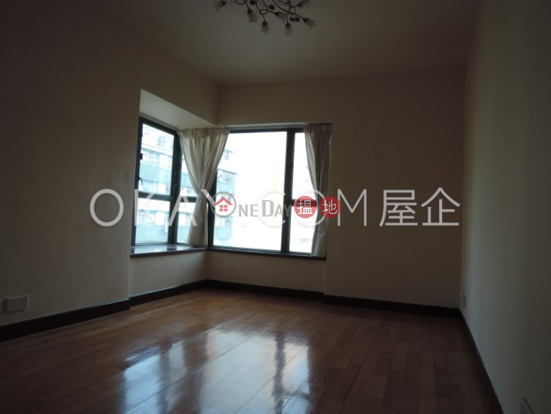 HK$ 8.5M | Bayview Park | Chai Wan District, Intimate 3 bedroom on high floor | For Sale