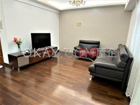 Elegant 3 bedroom with balcony & parking | For Sale | Sunrise Court 兆暉閣 _0