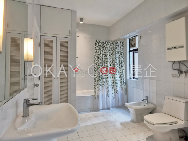 HK$ 27.8M Peacock Mansion, Western District, Tasteful 3 bedroom in Mid-levels West | For Sale