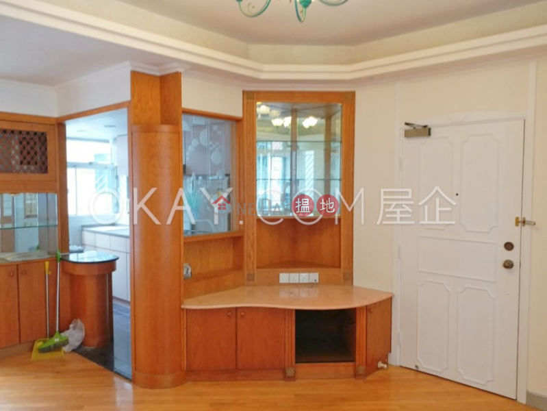 Property Search Hong Kong | OneDay | Residential, Sales Listings | Nicely kept 3 bedroom in Mid-levels West | For Sale