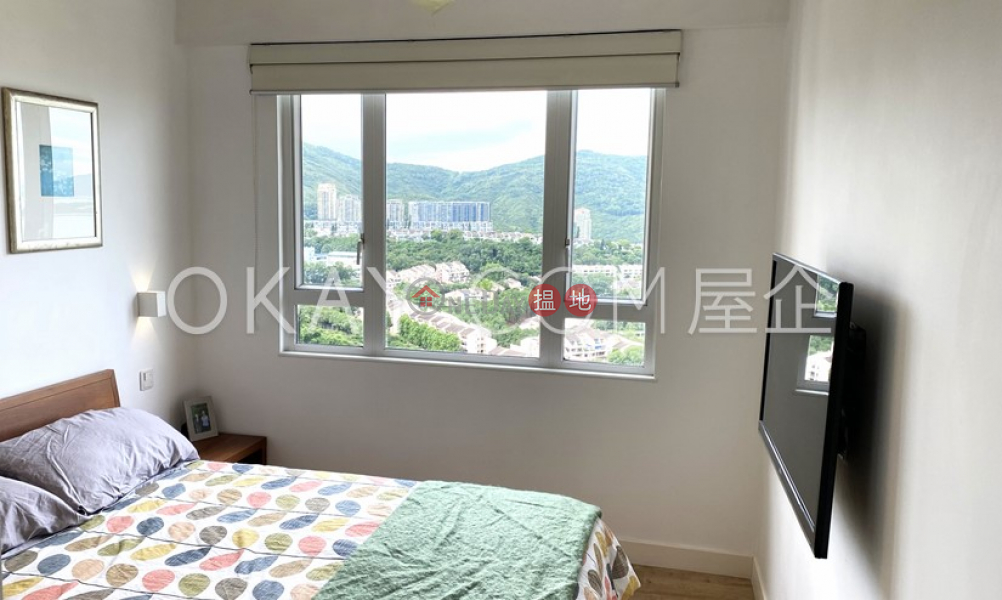 HK$ 8.4M, Discovery Bay, Phase 3 Parkvale Village, Crystal Court | Lantau Island | Intimate 2 bed on high floor with sea views & balcony | For Sale