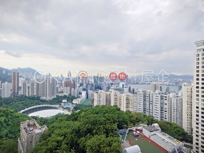 Stylish 3 bedroom with balcony & parking | Rental | Aurizon Quarters 金雲閣 Rental Listings
