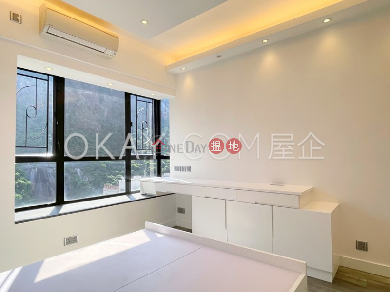 Gorgeous 3 bedroom on high floor with parking | Rental | Elegant Terrace Tower 2 慧明苑2座 Rental Listings