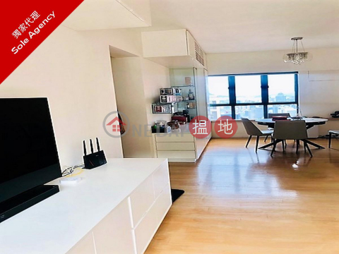 2 Bedroom Flat for Sale in Central Mid Levels | Hillsborough Court 曉峰閣 _0