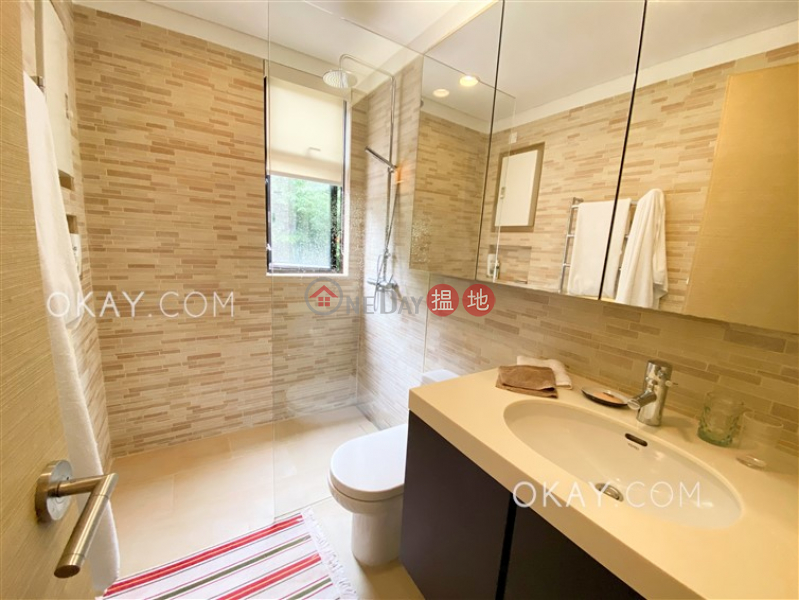 Efficient 3 bedroom with balcony & parking | For Sale | Elite Villas 怡禮苑 Sales Listings