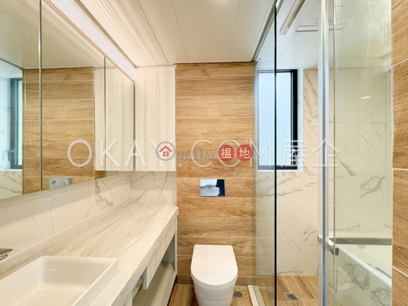 Gorgeous 3 bedroom with parking | Rental, C.C. Lodge 優悠台 Rental Listings | Wan Chai District (OKAY-R28319)