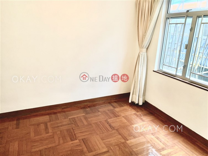 HK$ 16M Block 3 Phoenix Court | Wan Chai District Efficient 3 bedroom with balcony & parking | For Sale