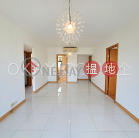 Nicely kept 3 bedroom with balcony | For Sale