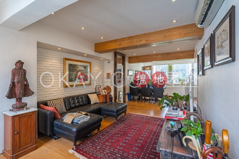 Charming 2 bedroom in Sai Ying Pun | For Sale | Western House 西都大廈 _0