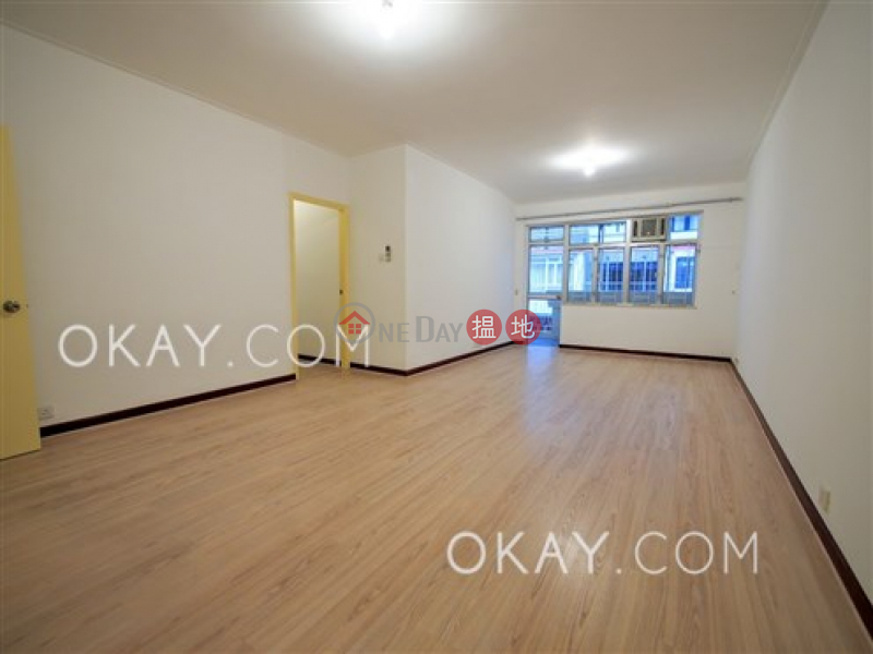 Charming 3 bedroom with balcony | Rental, Hamilton Mansion 美登大廈 Rental Listings | Wan Chai District (OKAY-R296331)
