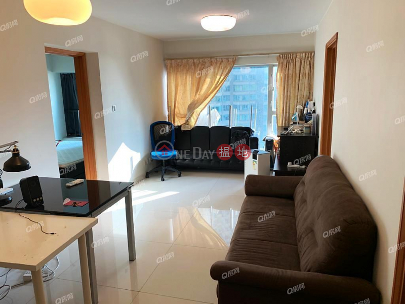 Property Search Hong Kong | OneDay | Residential, Rental Listings The Waterfront Phase 2 Tower 7 | 2 bedroom Low Floor Flat for Rent