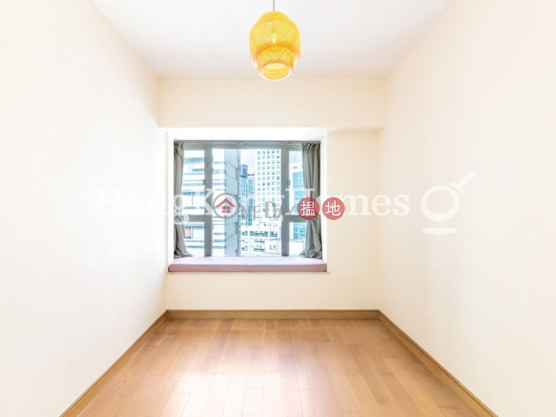 HK$ 42,000/ month Centrestage Central District | 3 Bedroom Family Unit for Rent at Centrestage