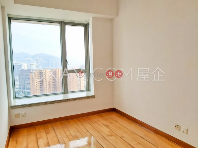 Exquisite 3 bedroom on high floor with balcony | For Sale | Parc Palais Tower 3 君頤峰3座 Sales Listings