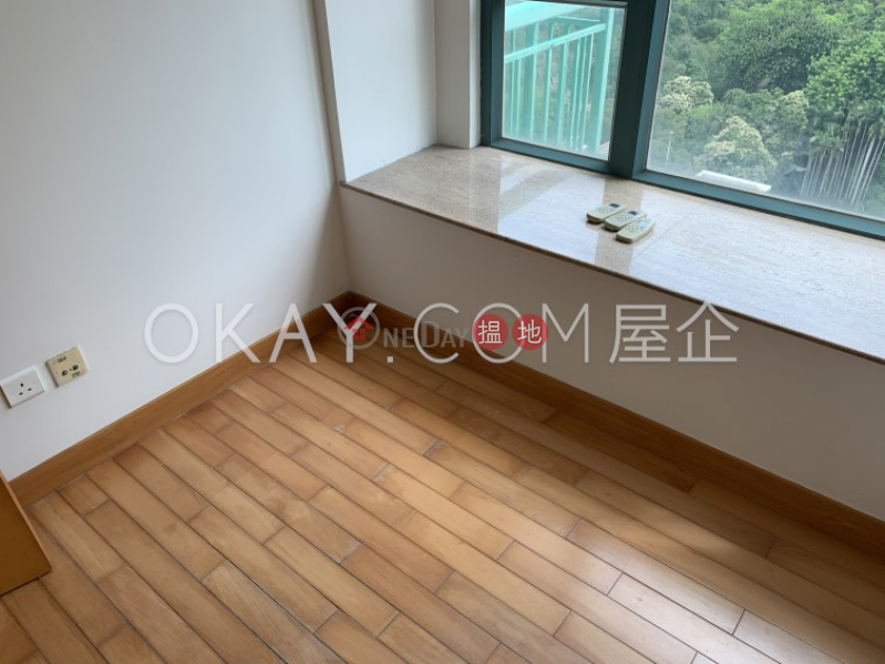 HK$ 9M POKFULAM TERRACE Western District | Tasteful 2 bedroom with balcony | For Sale