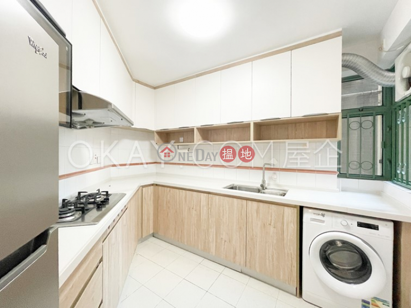 HK$ 23.9M Robinson Place Western District Elegant 3 bedroom in Mid-levels West | For Sale