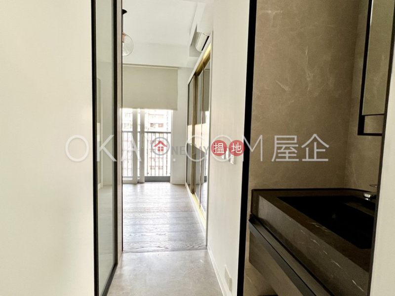 HK$ 30,000/ month, 28 Aberdeen Street Central District Nicely kept 1 bedroom with balcony | Rental