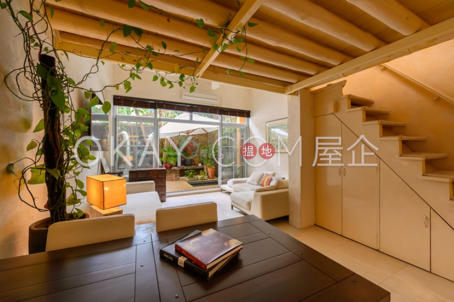 Luxurious house with rooftop, terrace & balcony | For Sale Shek O Village Road | Southern District | Hong Kong Sales HK$ 19.8M