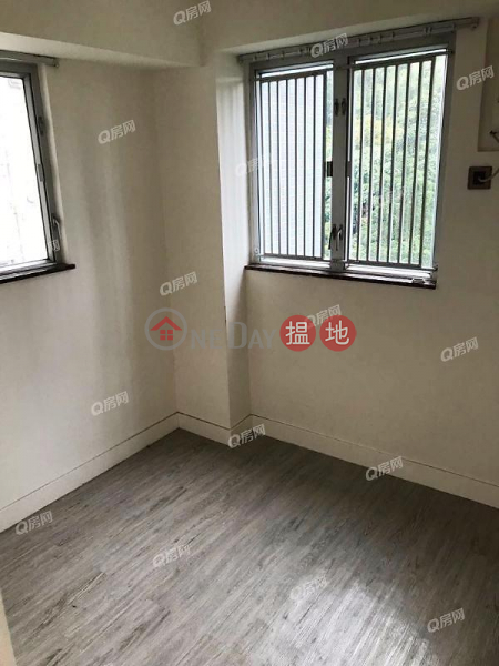Property Search Hong Kong | OneDay | Residential | Rental Listings May Court | 2 bedroom Mid Floor Flat for Rent