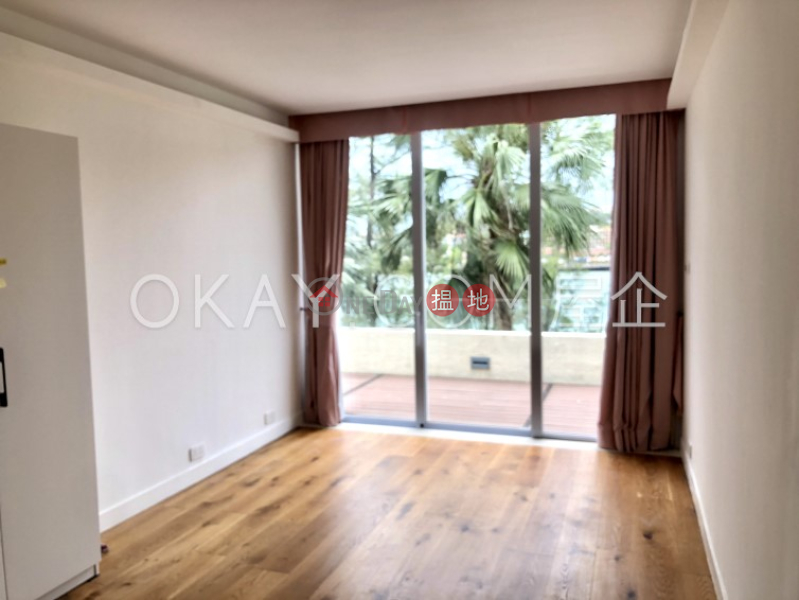 HK$ 95,000/ month Phase 3 Headland Village, 2 Seabee Lane, Lantau Island, Unique house with sea views, terrace & balcony | Rental