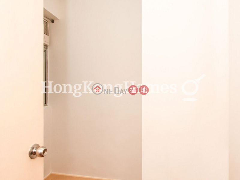 3 Bedroom Family Unit for Rent at Hing Wah Mansion 1 Babington Path | Western District, Hong Kong | Rental, HK$ 39,000/ month