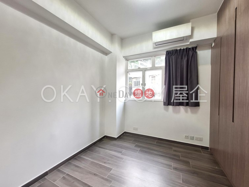 Unique 3 bedroom with balcony & parking | Rental | Waiga Mansion 維基樓 Rental Listings