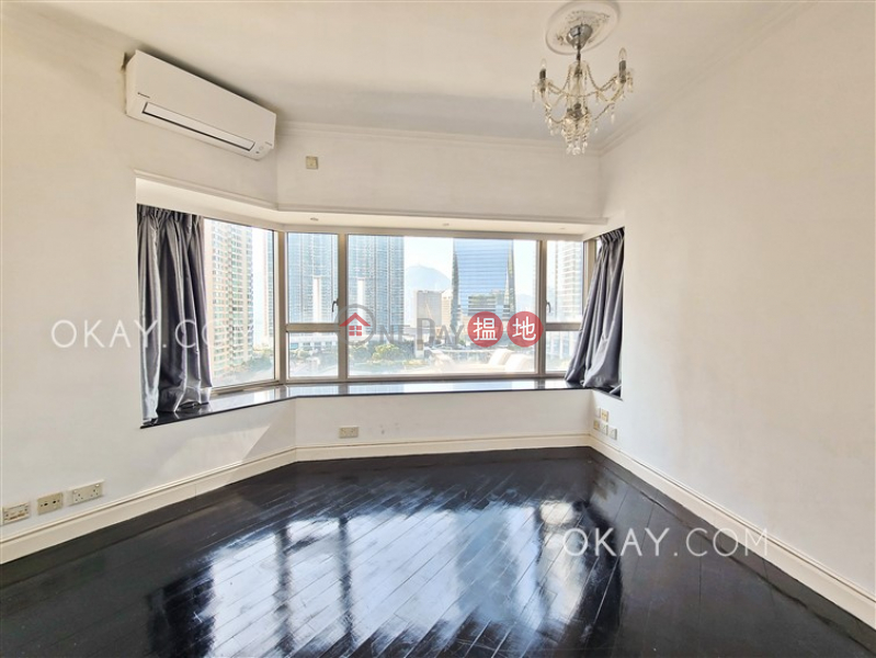 Stylish 2 bedroom in Kowloon Station | Rental | Sorrento Phase 1 Block 3 擎天半島1期3座 Rental Listings