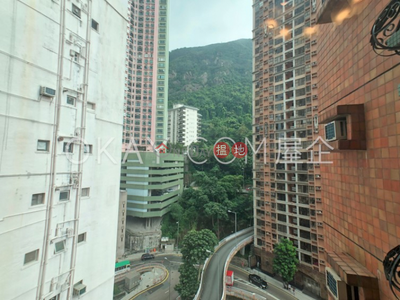 3房2廁,實用率高蔚巒閣出售單位74羅便臣道 | 西區香港出售HK$ 1,200萬