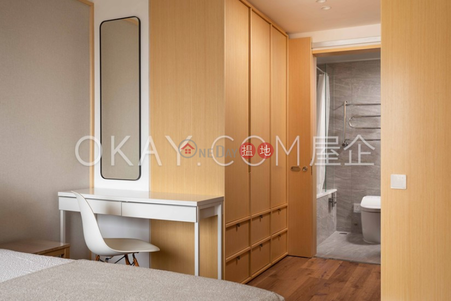 Rare 2 bedroom with parking | Rental | 11 May Road | Central District, Hong Kong Rental HK$ 55,000/ month