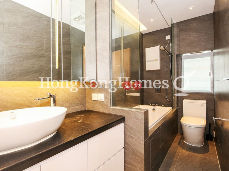 Property Search Hong Kong | OneDay | Residential Rental Listings | 3 Bedroom Family Unit for Rent at Repulse Bay Garden