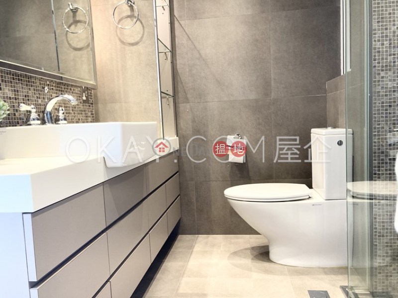 HK$ 13.5M | Block 6 Casa Bella | Sai Kung Stylish 2 bedroom with sea views & parking | For Sale