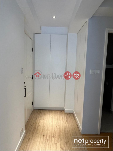 Spacious Apartment For rent in Mid Level Central | Realty Gardens 聯邦花園 Rental Listings