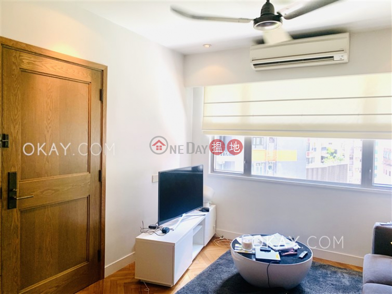 Luxurious 2 bedroom with parking | For Sale | Honiton Building 漢寧大廈 Sales Listings