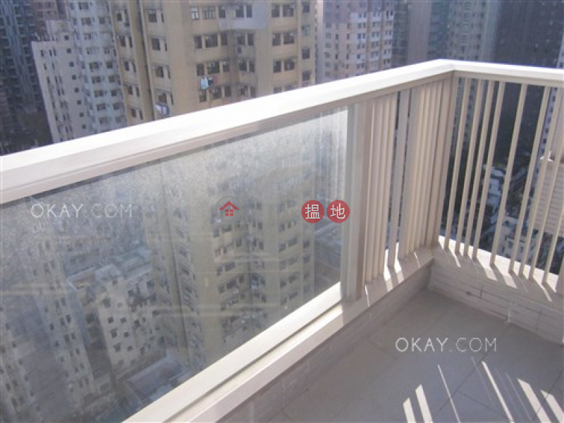 HK$ 30,000/ month, Island Crest Tower 1, Western District | Tasteful 2 bedroom with balcony | Rental