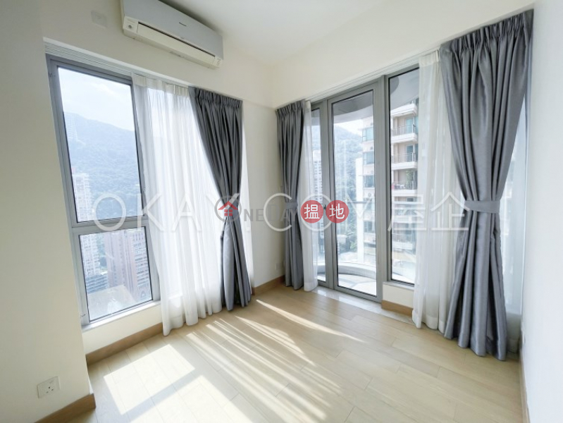 HK$ 25,000/ month | One Wan Chai | Wan Chai District, Cozy 1 bedroom on high floor with sea views & balcony | Rental