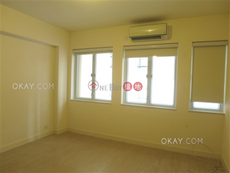 Lovely 4 bedroom with balcony & parking | For Sale | Ivory Court 華麗閣 Sales Listings