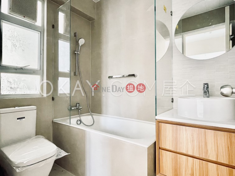 Efficient 3 bedroom with balcony | Rental 41 Conduit Road | Western District | Hong Kong | Rental HK$ 53,000/ month