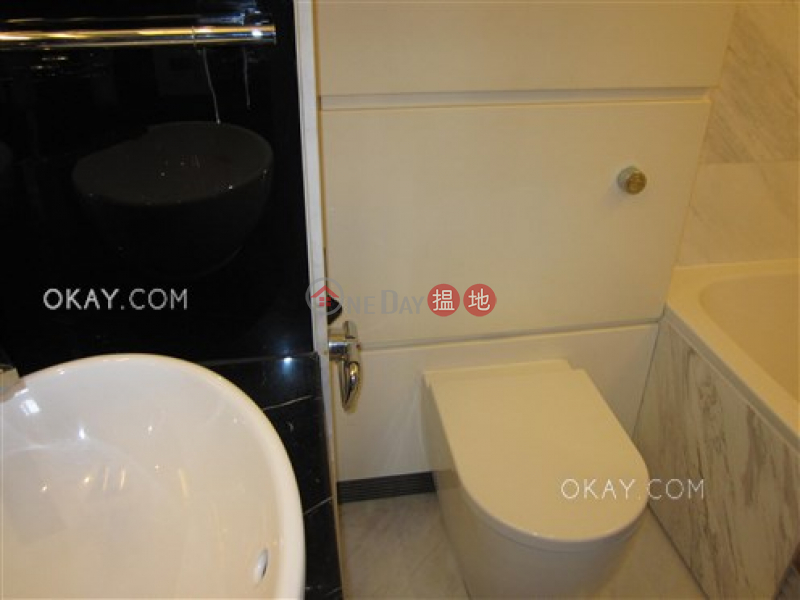 HK$ 45,000/ month Centrestage, Central District | Charming 3 bed on high floor with harbour views | Rental