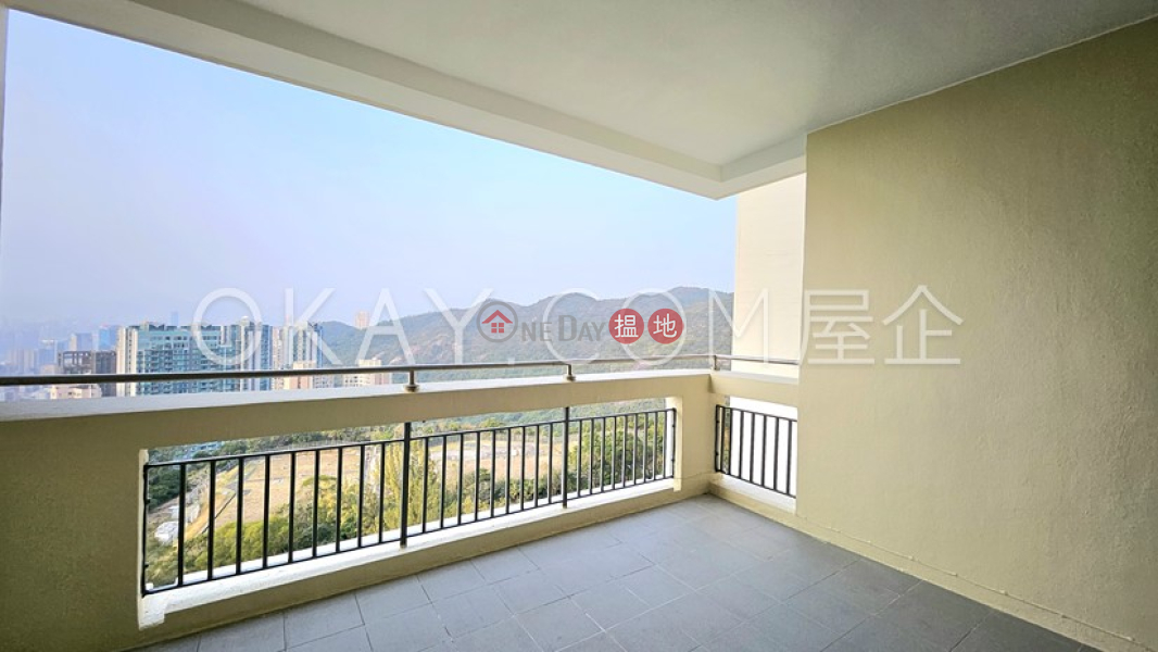 Exquisite 3 bedroom with balcony & parking | Rental | 111 Mount Butler Road Block C-D 畢拉山道 111 號 C-D座 Rental Listings