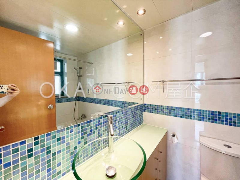 HK$ 9M, POKFULAM TERRACE Western District Popular 2 bedroom on high floor with balcony | For Sale