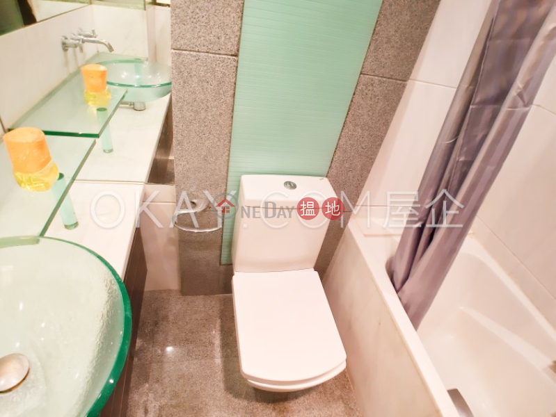 HK$ 20M, The Harbourside Tower 2 | Yau Tsim Mong | Gorgeous 2 bedroom in Kowloon Station | For Sale