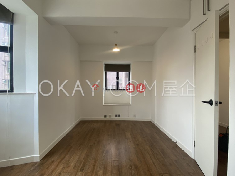 HK$ 10M | Goodview Court | Central District, Elegant 2 bedroom on high floor | For Sale