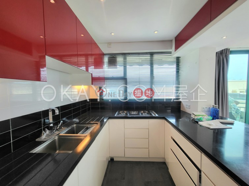 HK$ 18.88M | Discovery Bay, Phase 13 Chianti, The Barion (Block2) | Lantau Island Elegant 3 bed on high floor with sea views & balcony | For Sale
