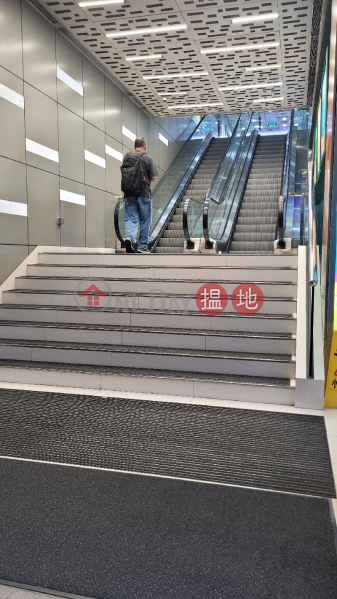 Wan Chai Computer Centre (Wanchai Computer Centre) 灣仔| ()(2)