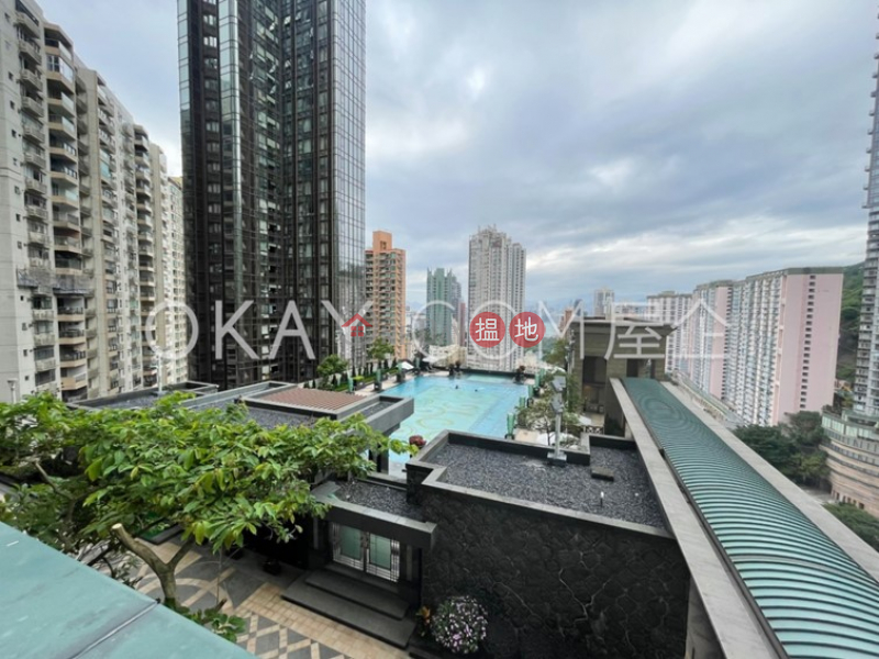 Rare 4 bedroom with balcony & parking | For Sale | The Legend Block 3-5 名門 3-5座 Sales Listings