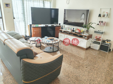 Lovely 3 bedroom with parking | For Sale, COMFORT COURT 康樂閣 | Kowloon City (OKAY-S405464)_0