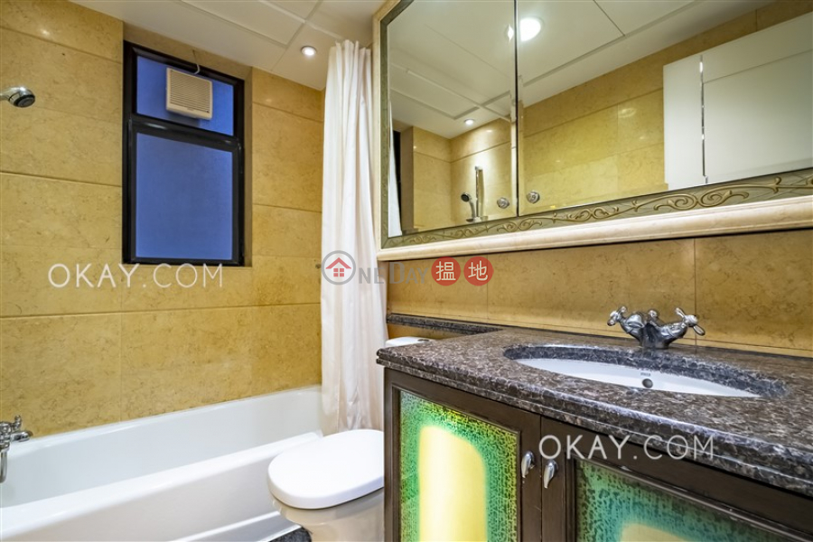 HK$ 53,000/ month The Arch Sky Tower (Tower 1) | Yau Tsim Mong, Popular 2 bedroom with sea views | Rental