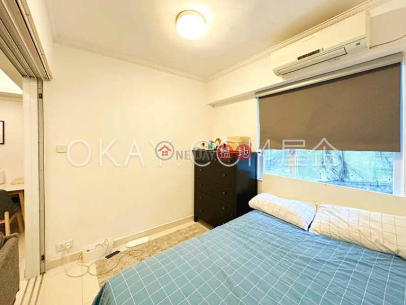 Tasteful 2 bedroom in Sheung Wan | For Sale | Po Hing Mansion 寶慶大廈 Sales Listings