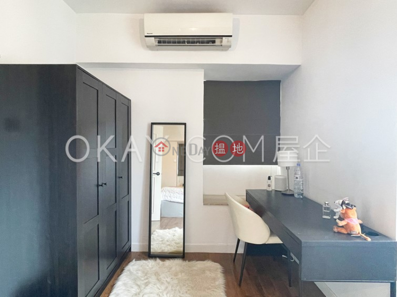 HK$ 10.5M | Goodview Court | Central District, Elegant 2 bedroom on high floor | For Sale